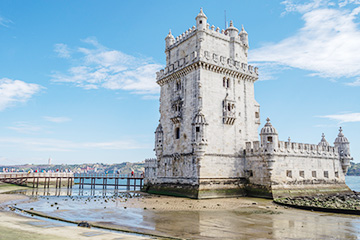 葡萄牙马德拉机场三字代码(FNC),马德拉机场(Madeira International Airport)四字码,葡萄牙机场三字码查询